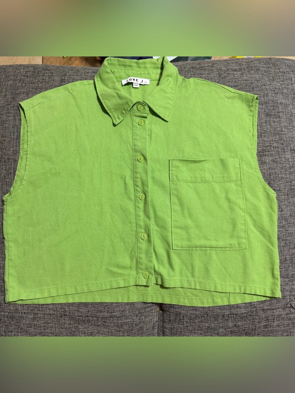 love J Men’s Bright Lime Green Casual Button-Down Shirt